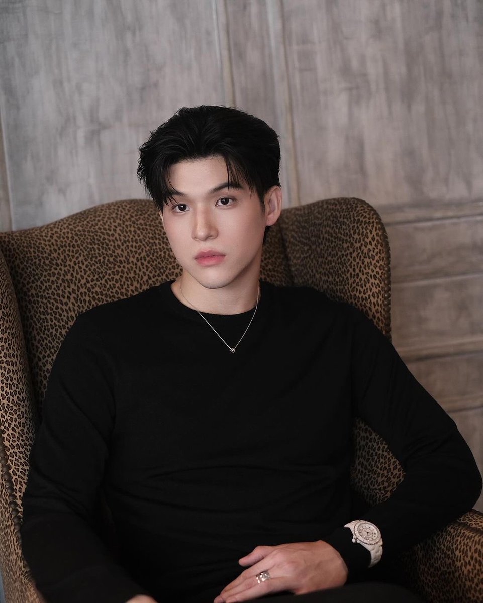 haochalarmtosky's tweet photo. สกาย หล่อเกินไปแล้วน่ะ 

#skywongravee
#ก้อนเมฆของสกาย 

📸 Ig Palmpampass https://t.co/S5PslnCav4