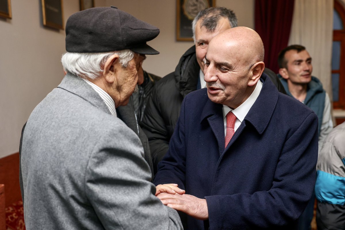 turgutaltinok06's tweet photo. #Ankara’mızın güzel yarınlarını genç yaşlı her vatandaşımızla, yan yana ve gönül gönüle inşa edeceğiz.

#Günaydın #HayırlıSabahlar #AklımFikrimAnkara https://t.co/PNuBQx3Ec2