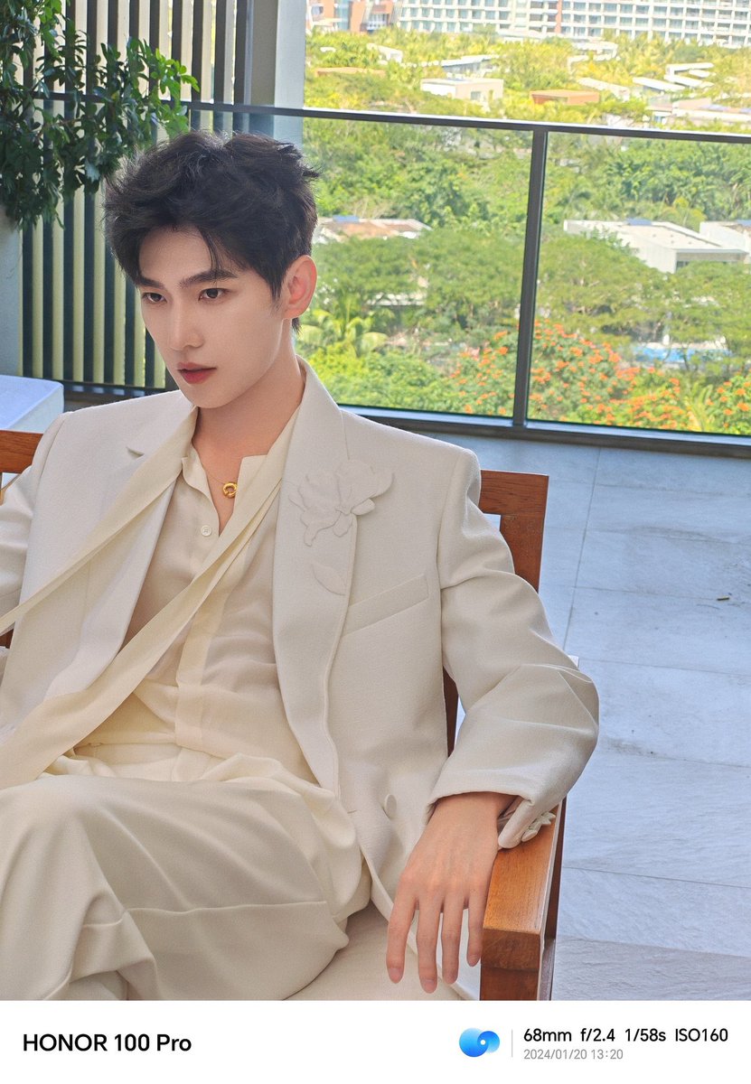 YangYang061122's tweet photo. How to be yours🫠

YangYang GBA Guerlain
#YangYang��洋 
#YangYangxGuerlain
GuerlainxYangYang https://t.co/oldUczTDhB