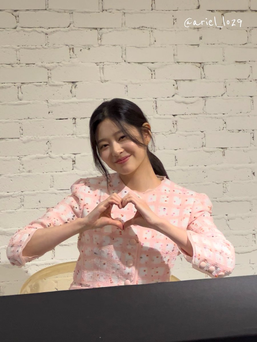 🍭에리얼🍭 tweet media