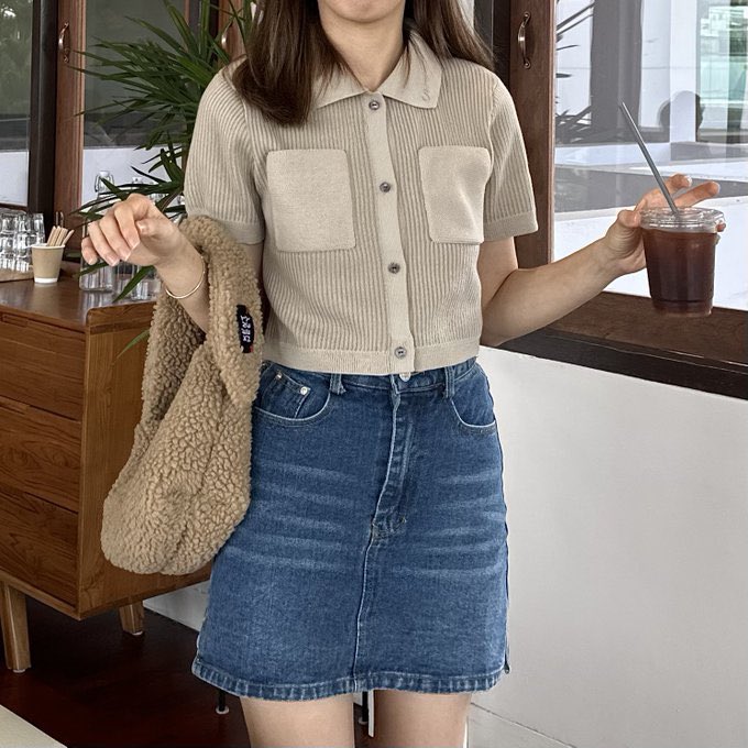 tamjaichunbkk's tweet photo. แนะนำพวก knit top ของ sheknowsofficial ค่ะ ไม่ว่าจะ เสื้อกล้าม baby tee เสื้อเชิ้ตแขนสั้น ของร้านนี้ผ้าดีมากๆ ไปทำงาน-คาเฟ่ หยิบมาใส่บ่อย จนคุ้ม size ครบ XS-XL สีเยอะ https://t.co/RPi0q2kmLv