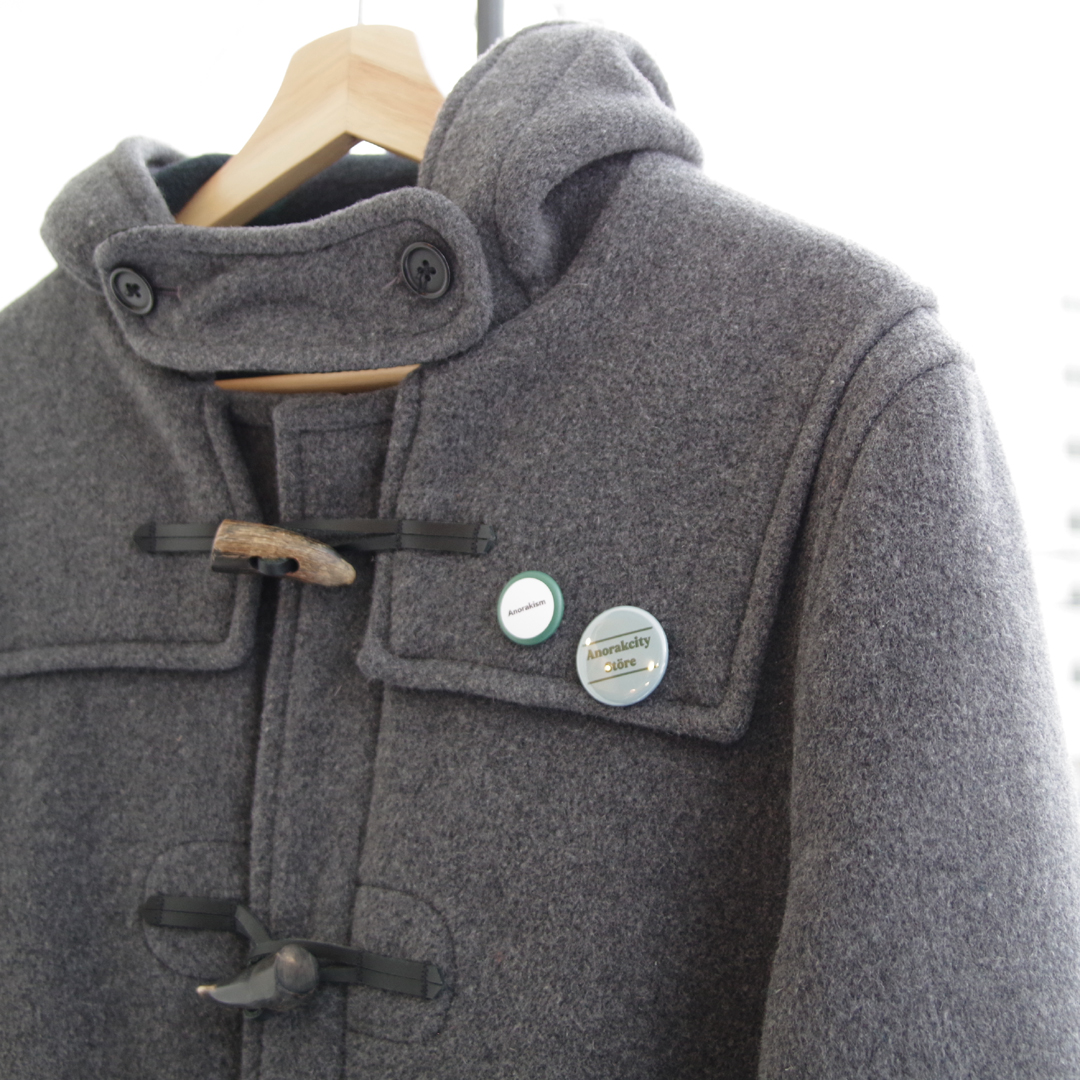 Anorakcity_'s tweet image. :
British Country Style Fairの特典"Anorakism"バッジはもう少しで終了です
ワックスジャケットをお買い上げのお客様には必ずお渡し致しますのでその分は確保してあります。
少し大きめの"Anorakcity Störe"バッジは絶賛販売中です

#buttonbadge #badge #カンバッジ #バッジ #anorakcity #札幌