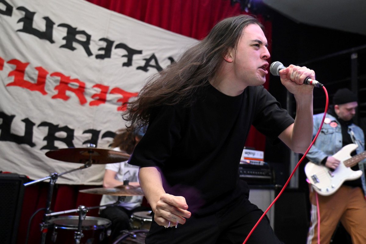 futurebreed's tweet photo. Photos are up from #BadImage @DestinyBondHc #PlanetOnAChain and #Puritan at the #BlackLodge in Seattle, WA. @RevelationRecs @PNWhardcore 

My first time back to the Black Lodge since it moved one door over! https://t.co/OQpxBDsWfa