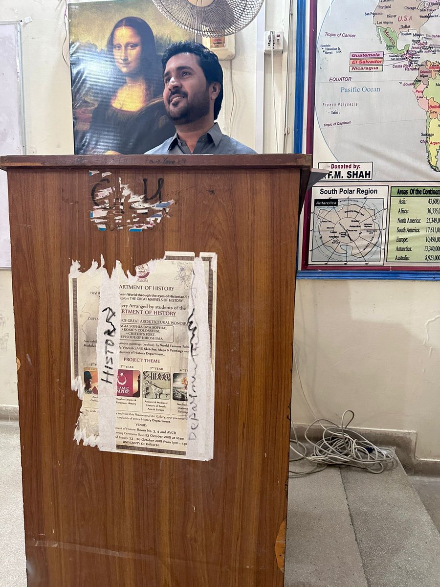 بی ایس ایف کراچی مزن شَهدربرجاه بُنزه ءِ نیمگ ءَ چہ نوک اَتکگیں بلوچ نودربرانی واست ءَ دیوانے برجم دارگ بوتگ-