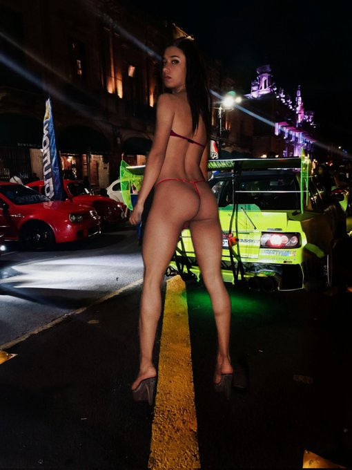 Quien me lleva a dar una vuelta?😏🥵 . . #crossdresser #sissyespa&ntilde;ol #transexual #morelia #carros #nsfwtw<a href="/tag/crossdresser"class="tags">#crossdresser</a><a href="/tag/bdsm"class="tags"><span>#bdsm</span></a><a href="/tag/transexual"class="tags"><span>#transexual</span></a><a href="/tag/tgirl"class="tags"><span>#tgirl</span></a><a href="/tag/swinger"class="tags"><span>#swinger</span></a><a href="/tag/morelia"class="tags"><span>#morelia</span></a><a href="/tag/travestis"class="tags"><span>#travestis</span></a>