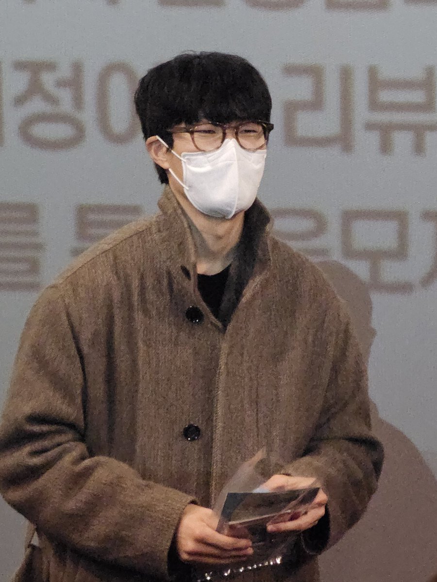 OTHERNYOU1's tweet photo. 오랜만에 봐서 좋았는데 아픈거 너무 안타깝고. ㅠㅠ 짱짱이야!!!! ㅠㅠㅠㅠ https://t.co/GNUdKTgwlv