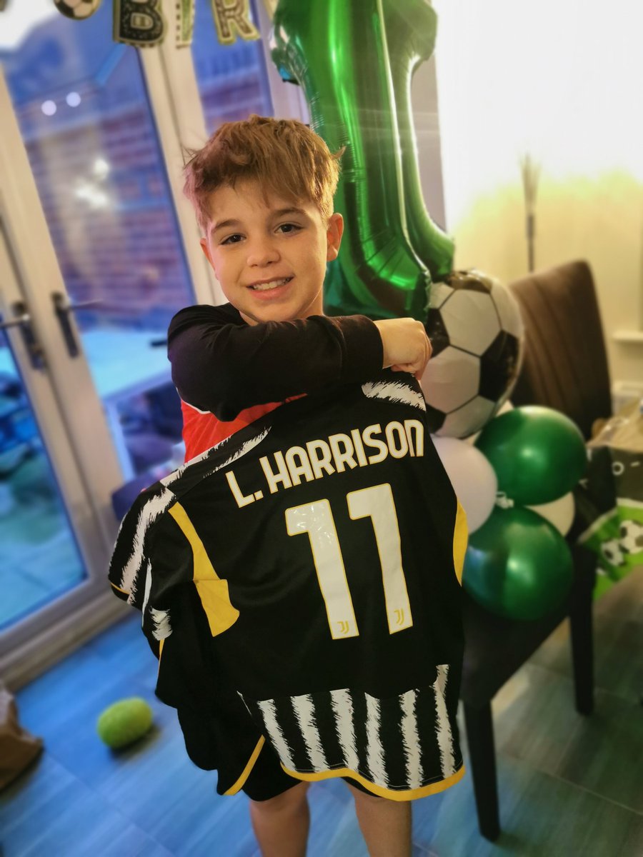 And just like that I have an 11 year old!! Happy birthday luke... Celebrating in the best way we know, heading to <a href="/ChasetownFC1954/">Chasetown FC</a> in a bit 💙🥳💙
#birthdayboy #11today #footballmad