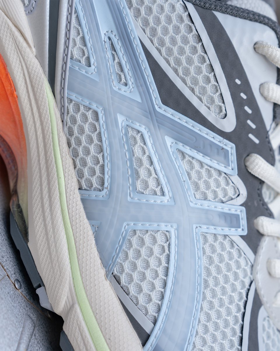 Footpatrol_ldn's tweet photo. We can definitely see the trend of retro runners and heavy meshes continuing into 2024.

Shop our range of noughties classics including the ASICS Gt-2160 in-store and online here, https://t.co/MW5kjoZDvV

#ASICS #ASICSGEL #ASICSShoes #ASICS2160 #Footpatrol #TEAMFP https://t.co/wT5BInWKOI
