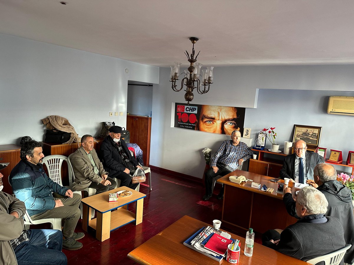 Maltepe Emekliler Platformu irtibat büromuzu ziyaret etti. Kent mimarisinden, dezavantajlı gruplara kadar birçok konuda görüş alış verişinde bulunduk.
#ÇözümOdaklı
#SosyalBelediyecilik
#DahaGüzelMaltepe