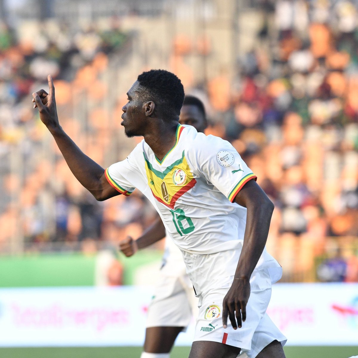 Thrilled to attend the crucial clash in #TotalEnergiesAFCON2023 Group C, where the Lions of Teranga 🇸🇳 secured their spot in the round of 16 with a remarkable 3-1 win over Cameroon 🇨🇲. Well done and good luck in the knockout stage 👏🏿 @CAF_Online