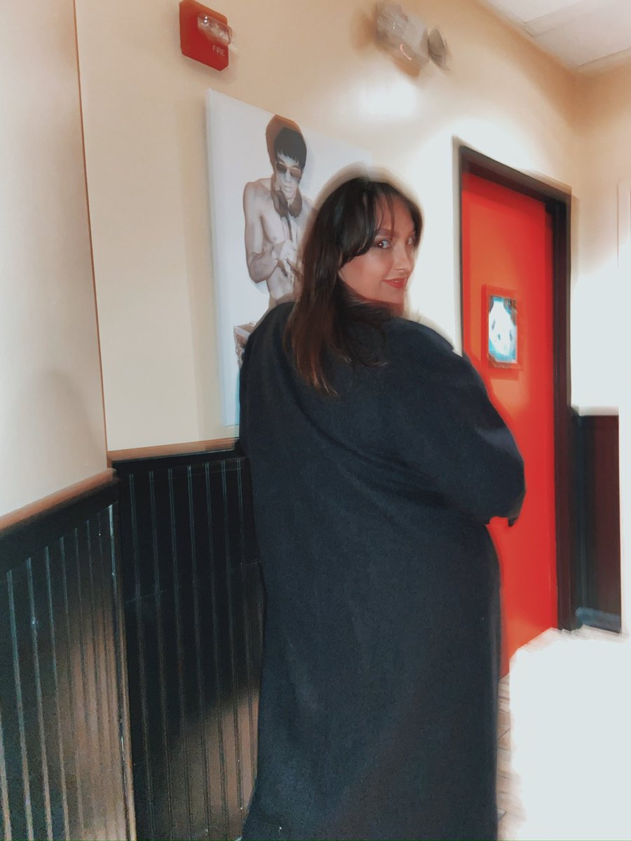 1800RACH's tweet photo. #NewProfilePic soon I’ll forget 23 like I forgot 17 https://t.co/twMl8Tzj24