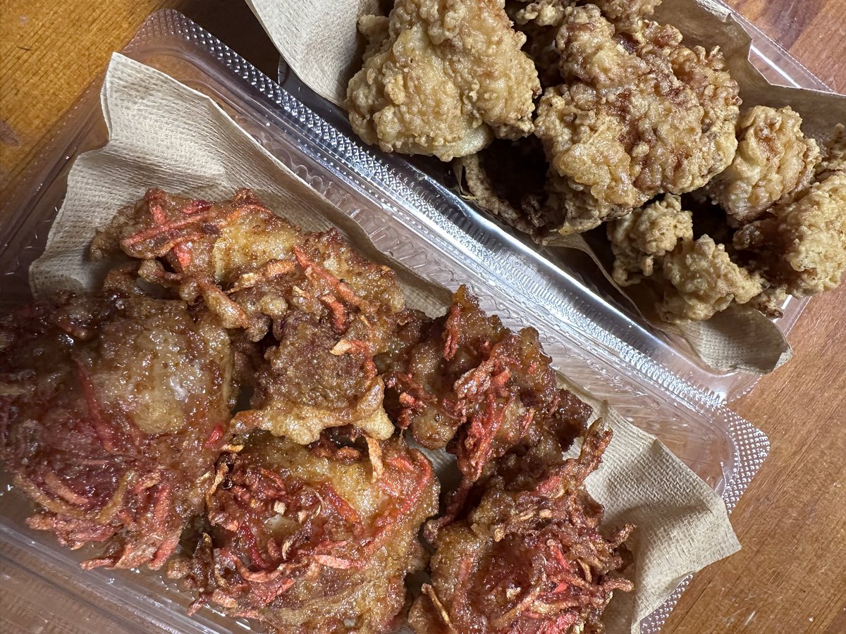 koharu572's tweet photo. 美味しいご飯を作ってくれるお母さんが出没したので...🤣
私はお母さん休業しました🫡
ありがたやー🙏✨
#昼ご飯
#Junkyfunky
#夕ご飯
#ニュー蛸神
#Lucky https://t.co/kPqYXPWbMg