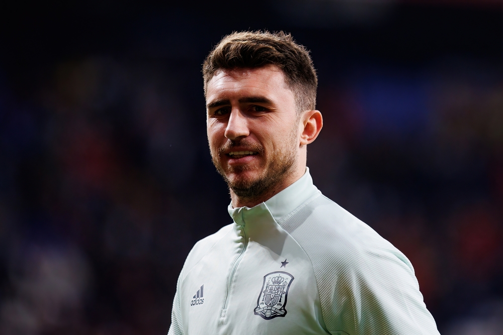 Sport_Witness's tweet photo. Aymeric Laporte | “Many are dissatisfied” 

• Player not finding his Saudi paradise after Manchester City exit

• "They haven’t made it easy for us. In fact, there are many players who are dissatisfied."

• "You negotiate something and then they don’t accept it after you have signed it."

• "In terms of quality of life, I expected something different because in the end here you spend three hours a day in the car. Riyadh is a waste of traffic, of time wasted in the car."

• Laporte doesn't want to leave just yet, but AS - who he gave the interview to - say Saudi football shows ‘a lack of seriousness, broken promises, sloppiness’

https://t.co/PGwhRyVDF2 #mcfc