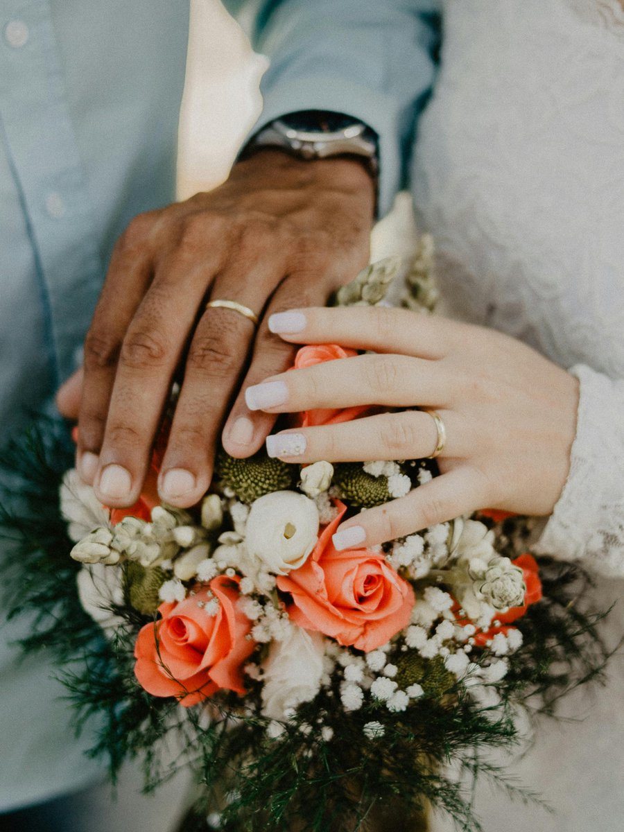 The Wedding Fayre is at Bluewater today and tomorrow! Head to the marquee just outside The Village this Saturday and Sunday from 10am - 4pm to discover local suppliers covering every service required for your wedding day! 💍 Find out more 👉 pdeweddingfayres.co.uk