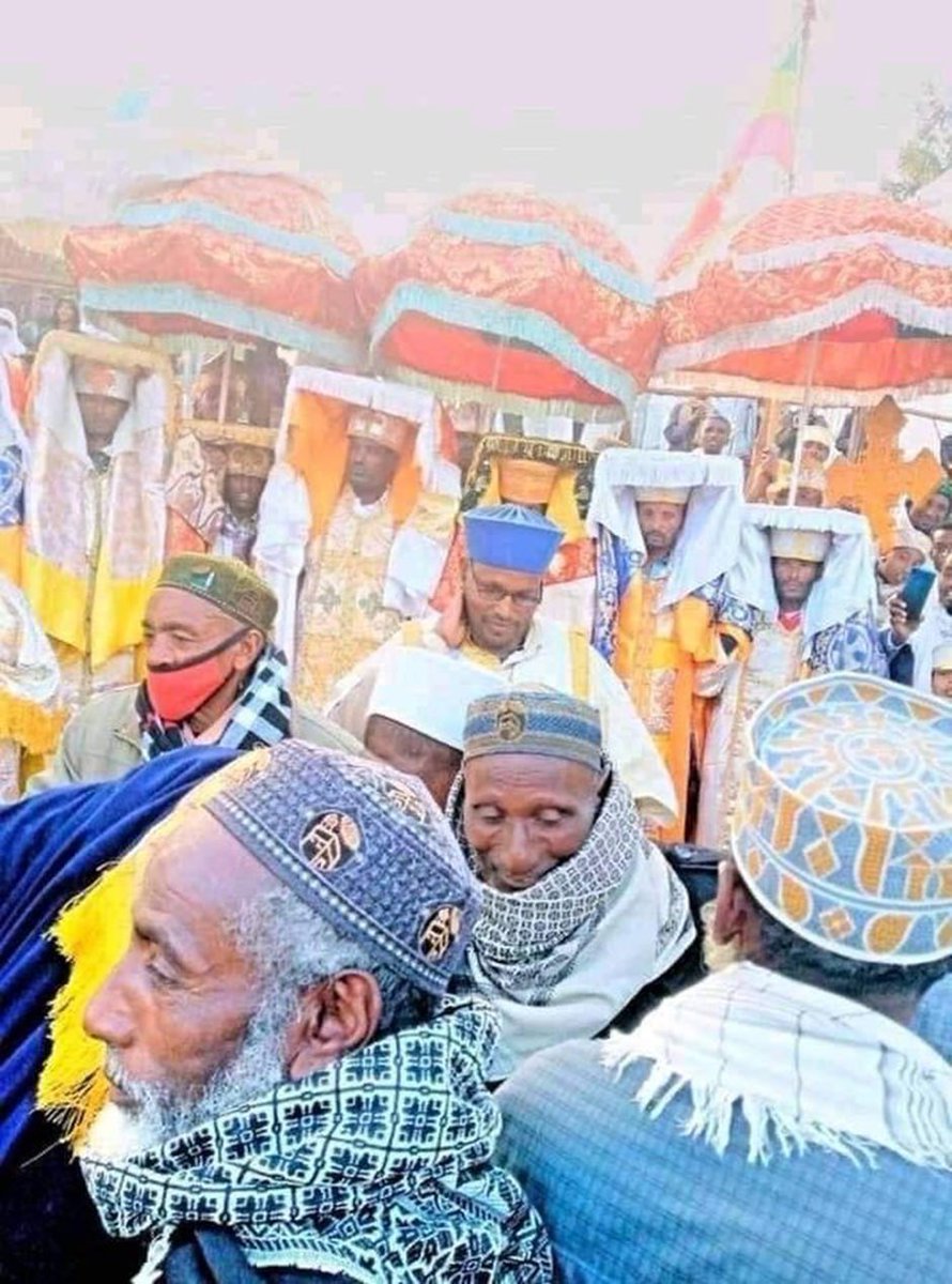 DawitHMa's tweet image. ተዋዶ ያለበት እስላም ክርስቲያኑ
ተዘነጋሽ እንዴ #ኢትዮጵያ መሆኑ?...

@MameS_Ethio