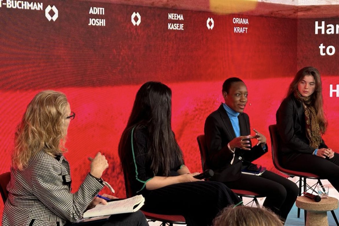Critically important discussions on harnessing #AI to bridge the #gender #health #data gap Highlights of discussions included the need for better representation and the need to co-design technologies to ensure applicability in resource constrained settings #Davos #healthforall
