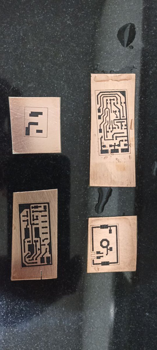 ttn_mad's tweet image. Replicating the @theremino ’s radon monitor.
Yesterday, we met at @medialabMM to make the pcbs.
Our aim is to connect this monitor to @thethingsntwrk. This is a spin-off from our collaboration in  #radohow, promoted by @Ibercivis, @RadoNorm and @unican.