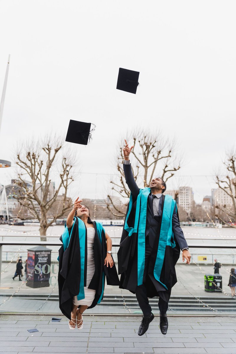 Congratulations to all our latest Graduates! Good luck with all your future endeavours🎓 Check out the full album ow.ly/2vf150QsFk5 #kclsu #kcl #graduation