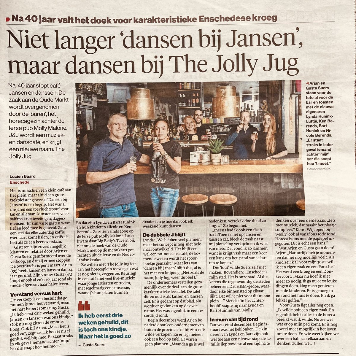 - Oude Markt Enschede - Café Jansen en Janssen stopt ermee - Buurman Molly Malone heeft de zaak overgenomen - #Enschede #OudeMarkt #mooistepleinvannederland