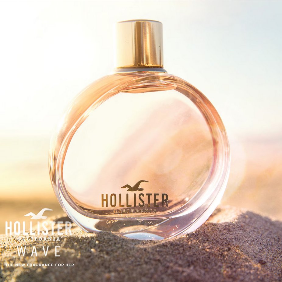 JaneLoveMoon's tweet photo. @asphodelmoon OOOHH ITS MY PERFUME TOO, for winter. For Spring/Summer I have this one https://t.co/UVsxiN5jor