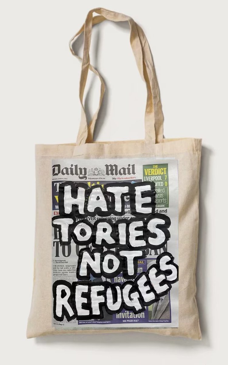 Hate Tories not Refugees tote bag etsy.com/uk/listing/141…