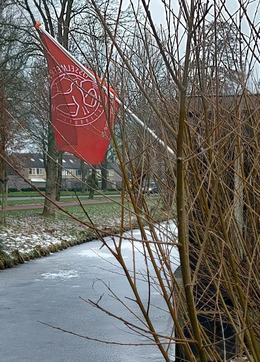 longbert's tweet image. IJskoude zaterdag voor Staphorst

NAS - Staphorst
15.00 uur
Westmaat