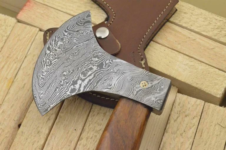 NMTWorld's tweet photo. CUSTOM MADE DAMASCUS AXE – ROSE WOOD HANDLE

BLADE : DAMASCUS

HANDLE : ROSE WOOD HANDLE

SHEATH : COW HIDE LEATHER

E FOR EDGE

H FOR HEAD

L FOR LENGTH

Blade Size: 5.6

Handle Size: 5 https://t.co/auvIx7DlOH