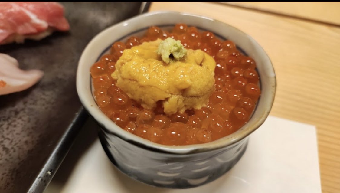 denkikun_stepup's tweet photo. パパ活ラウンジ嬢が来ることはないであろう港区赤坂の鮨屋。鮨一新。関東ITソフトウェア健康保険の組合員限定の店なので。

https://t.co/OdVn7aZTE0 https://t.co/VJIbdlS2bq