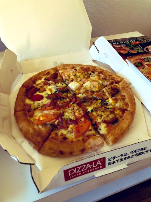 あと結局今日来れなかったフォロワーさんなんだけどピザ送ってくれた🙏 美味しくいただきました🙏🙏🙏 https://t.co/Z0lbAhaPjj<a href="/tag/%E4%B9%B3%E9%A6%96%E8%B2%AC%E3%82%81"class="tags"><span>#乳首責め</span></a><a href="/tag/%E3%83%8B%E3%83%83%E3%83%97%E3%83%AB%E3%82%AC%E3%82%BA%E3%83%A0"class="tags"><span>#ニップルガズム</span></a>