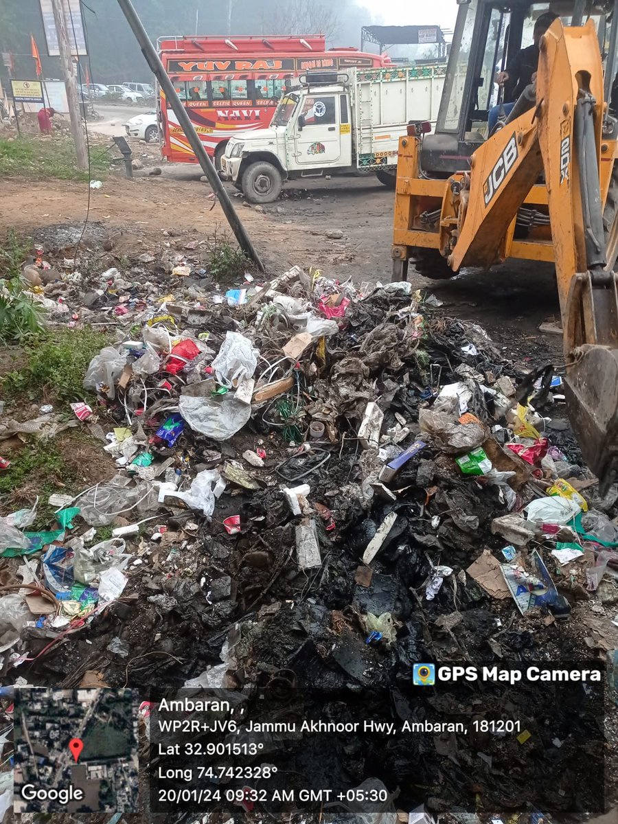 MCommitttee2's tweet image. GVP point clear 
#SwachhTeerthCampaign 
@MoHUA_India  
@SwachhBharatGov 
@Secretary_MoHUA 
@RoopaMishra77 
@JKHUDD1
@md_sbm
@dmjammuofficial