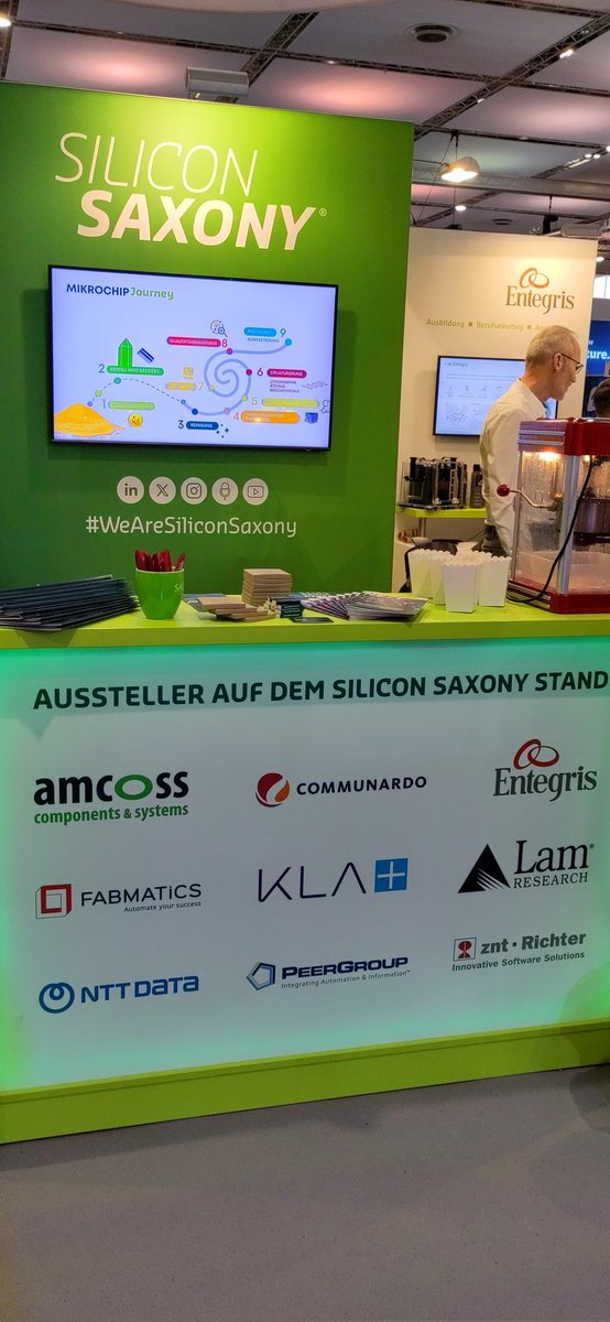 Seit gestern und noch bis morgen sind wir und zahlreiche unserer Mitglieder auf der #Karrierestart in der <a href="/MESSE_DRESDEN/">MESSE DRESDEN</a> zu finden - Halle 1. :)
#Nachwuchs #Halbleiter #Software #IT