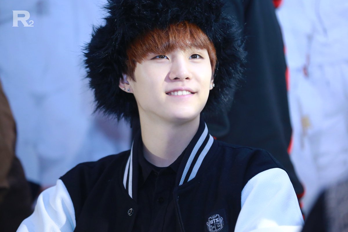 RTWOBTS2's tweet photo. 131118 여의도 팬싸인회 윤기

#슈가 #방탄소년단 #SUGA #민윤기 #윤기@BTS_twt https://t.co/0bgIQVJUA8