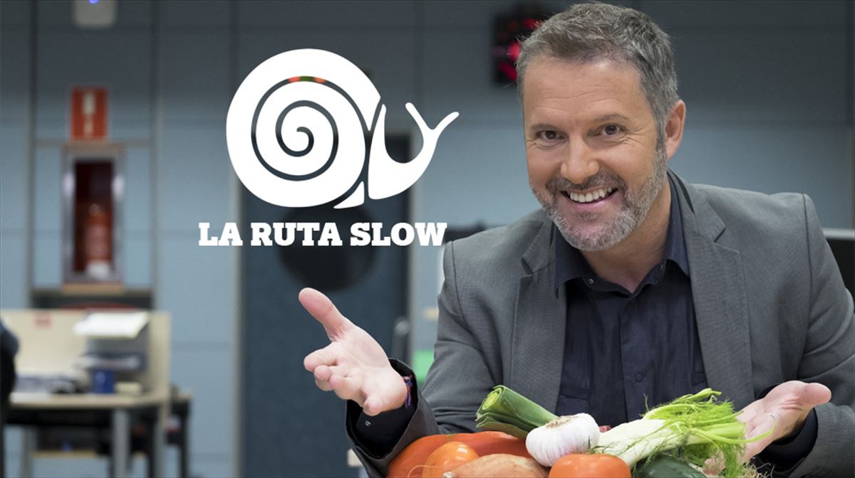 La Ruta Slow (@larutaslow) on Twitter photo ¿Cómo conseguimos que en Araba, cuando pedimos sidra, tengamos una sagardo de nuestro territorio? ¿De quién depende dar un giro hacia un consumo local? Este sábado te lo contamos desde las 17:00 horas con <a href="/aitorbuendia/">Aitor Buendía</a> en <a href="/radio_vitoria/">Radio Vitoria</a> ... (abrimos hilo)... 👇👇 ¿Cómo conseguimos que en Araba, cuando pedimos sidra, tengamos una sagardo de nuestro territorio? ¿De quién depende dar un giro hacia un consumo local? Este sábado te lo contamos desde las 17:00 horas con <a href="/aitorbuendia/">Aitor Buendía</a> en <a href="/radio_vitoria/">Radio Vitoria</a> ... (abrimos hilo)... 👇👇