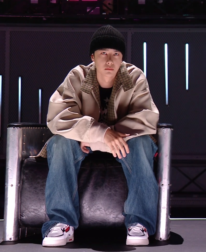 Yeah this our serious &amp; strict Captain Yibo! He isn't two-time SDC Captain Champions for no reason~~

CAPTAIN YIBO COMEBACK
#WangYibo_SDC6Final #SDC6FINAL
#WangYibo