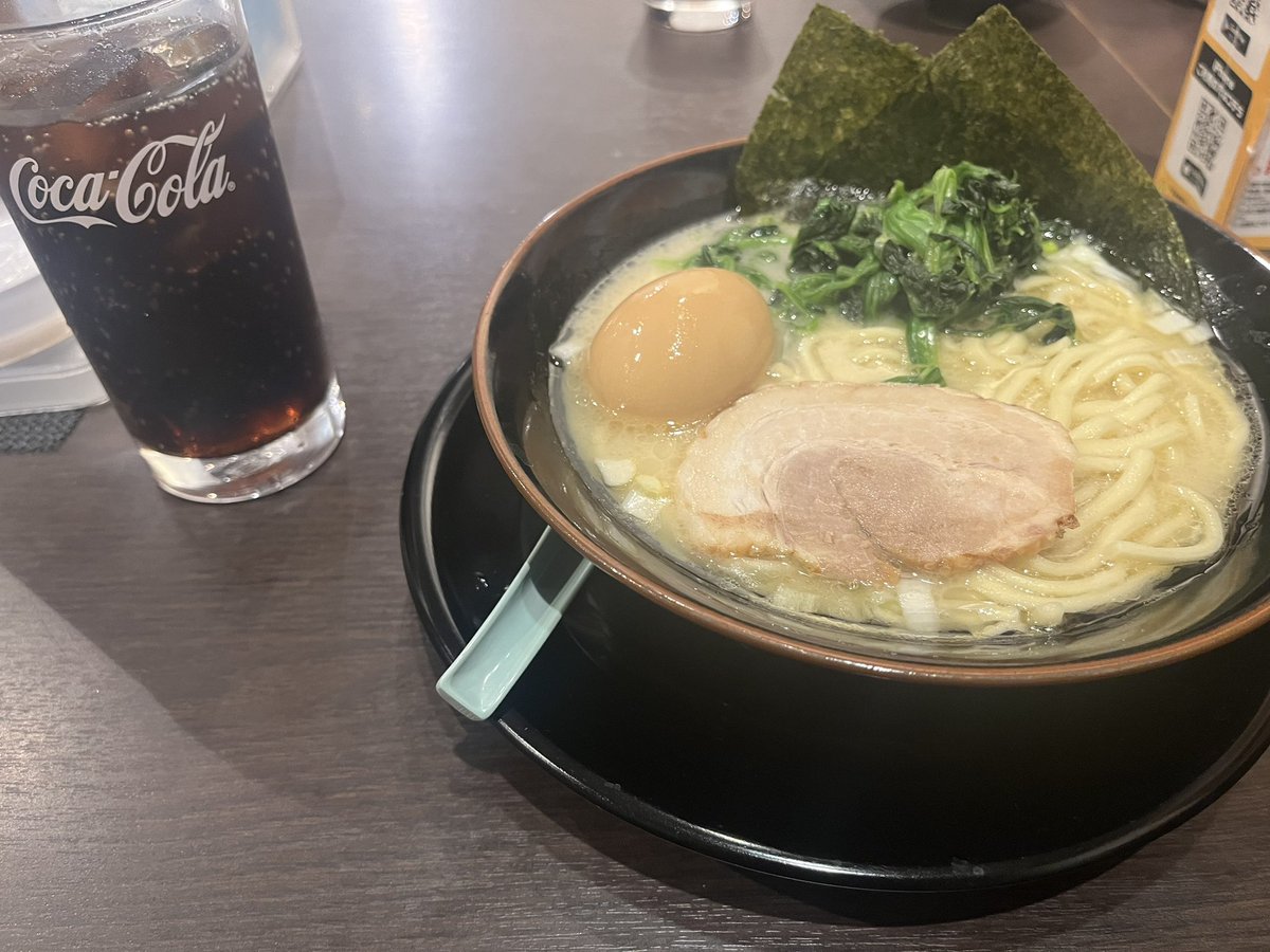 NIA_HAISIN's tweet photo. 投稿忘れてた昨日食べたラーメン✌︎('ω')✌︎

友達と行ってきた✌︎('ω')✌︎

美味しかった✌︎('ω')✌︎

✌︎('ω')✌︎ https://t.co/UiPTd8ECsf