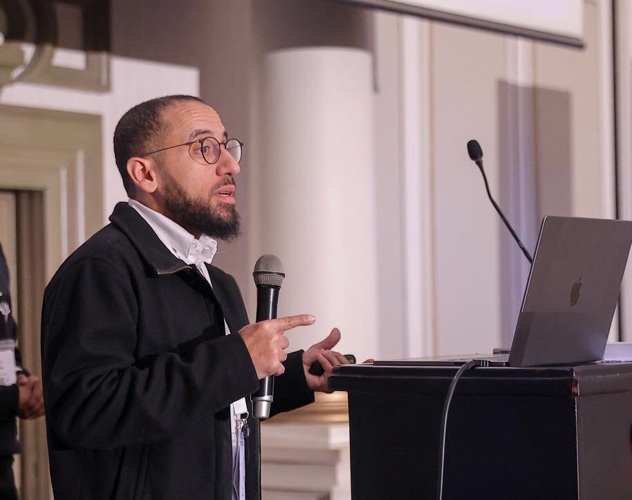 Android lead at <a href="/careem/">Careem</a>, <a href="/ahmedre/">ahmed el-helw</a> delivers a captivating talk about UI along <a href="/abdulahi_osoble/">Abdulahi Osoble</a> at #dcam24