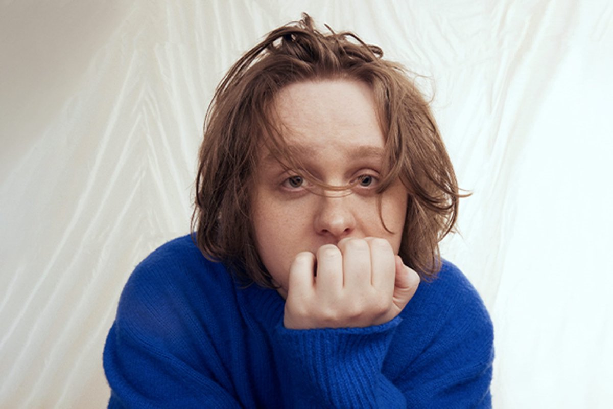 Congratulations to @LewisCapaldi, Broken By Desire to be Heavenly Sent was the Number 1 biggest album in the UK's independent record stores 👏 bit.ly/3u9McuO