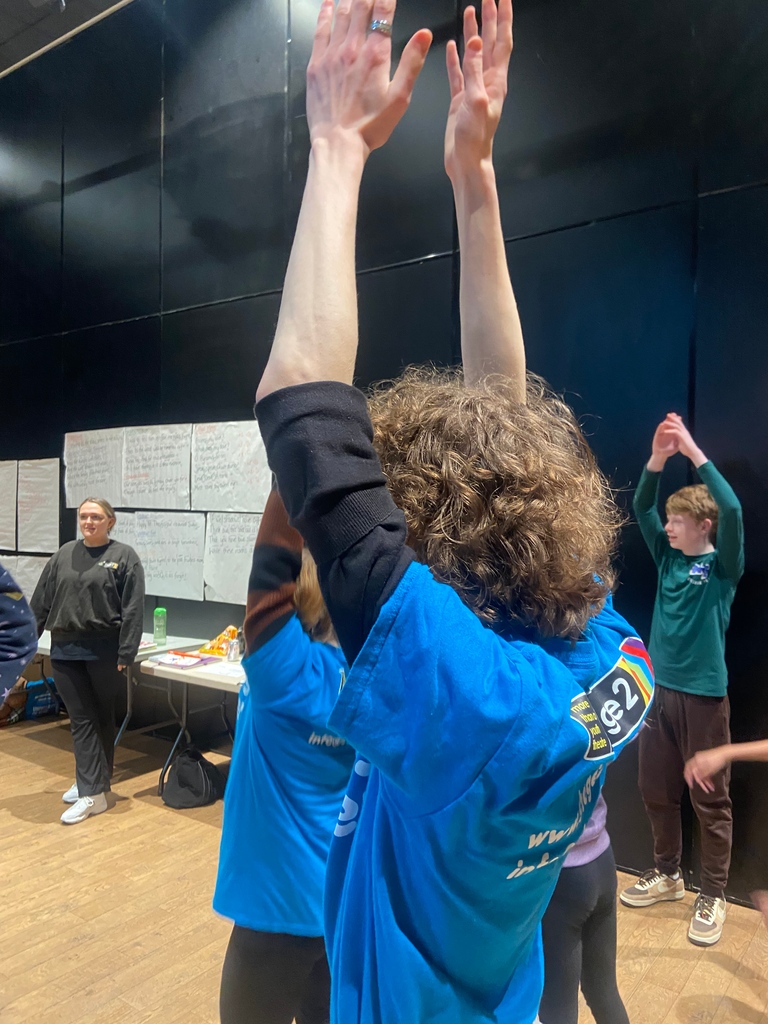 What an INCREDIBLE session we had with our #MidsummerNightsDream cohort! 

Each week we are hurdling through the text and bringing it to life through #acting and some fun games! 🎭

#Shakespeare isn’t easy, but the focus and energy in the room is to Die! Die! Die! for 🙈🐴🧚‍♀️
