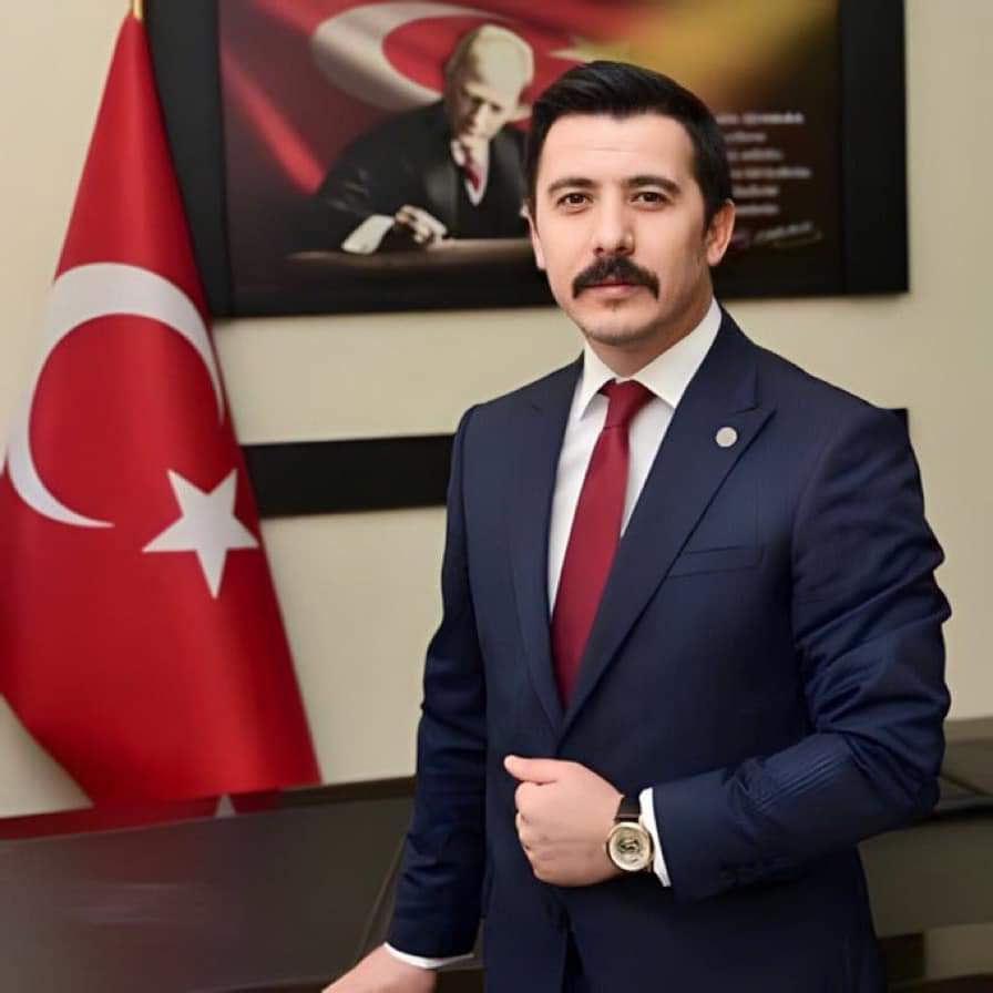 Helal olsun Kaymakam bey..
Sana dil uzatanlara da yazıklar olsun