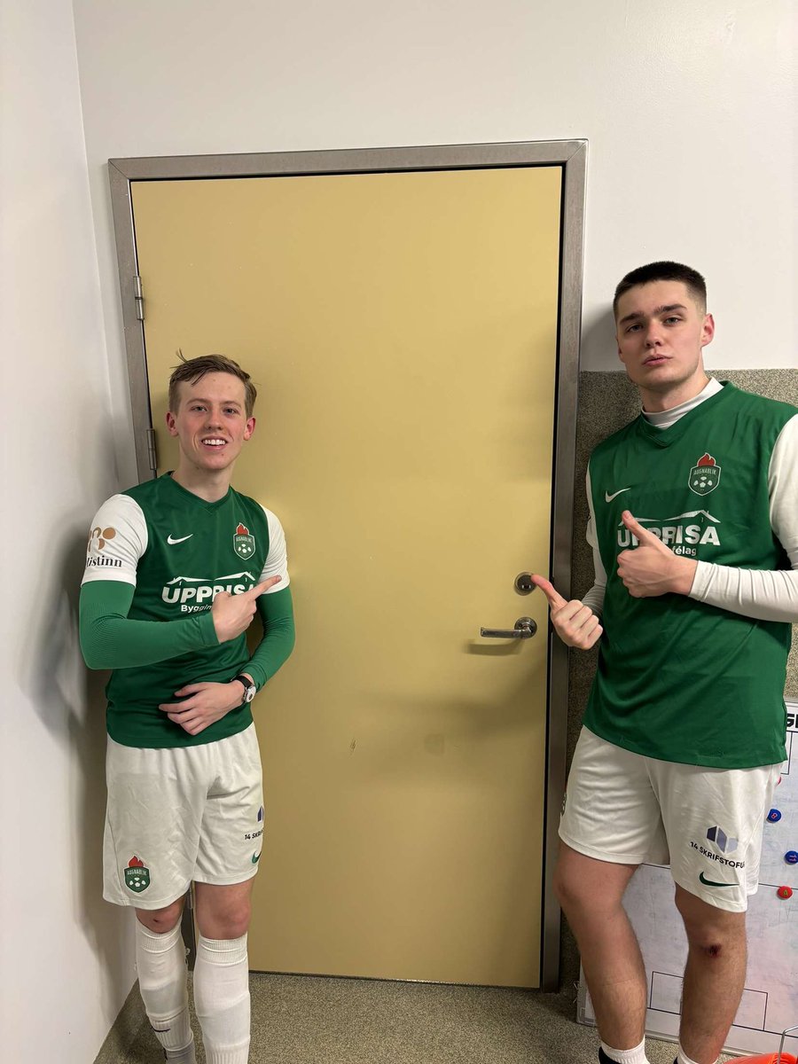 Helgin fer vel af stað!
3-1 sigur gegn <a href="/throtturvogar/">Þróttur Vogum</a>  á Kópavogsvelli🏟️
Rúnar Ingi💰, Hurðin 🚪og Laufið🍃 með mörkin í dag💚 #éghefekkitíma