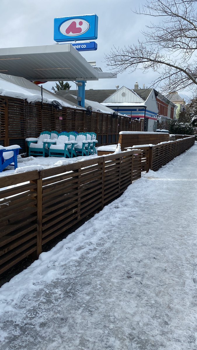 cherylbee's tweet photo. @Aslin_BeerCo @311DCgov 
Be a good neighbor and shovel your walks including on the S Street side. https://t.co/Ch9rZnCKgz