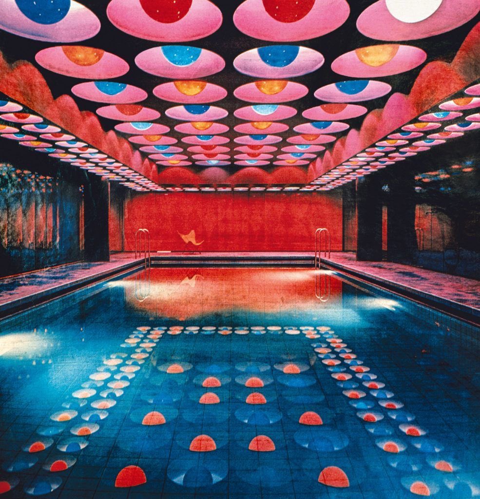 luusssso's tweet photo. Color drenched interiors 

Love it or hate it? https://t.co/4Uf9c7kn33