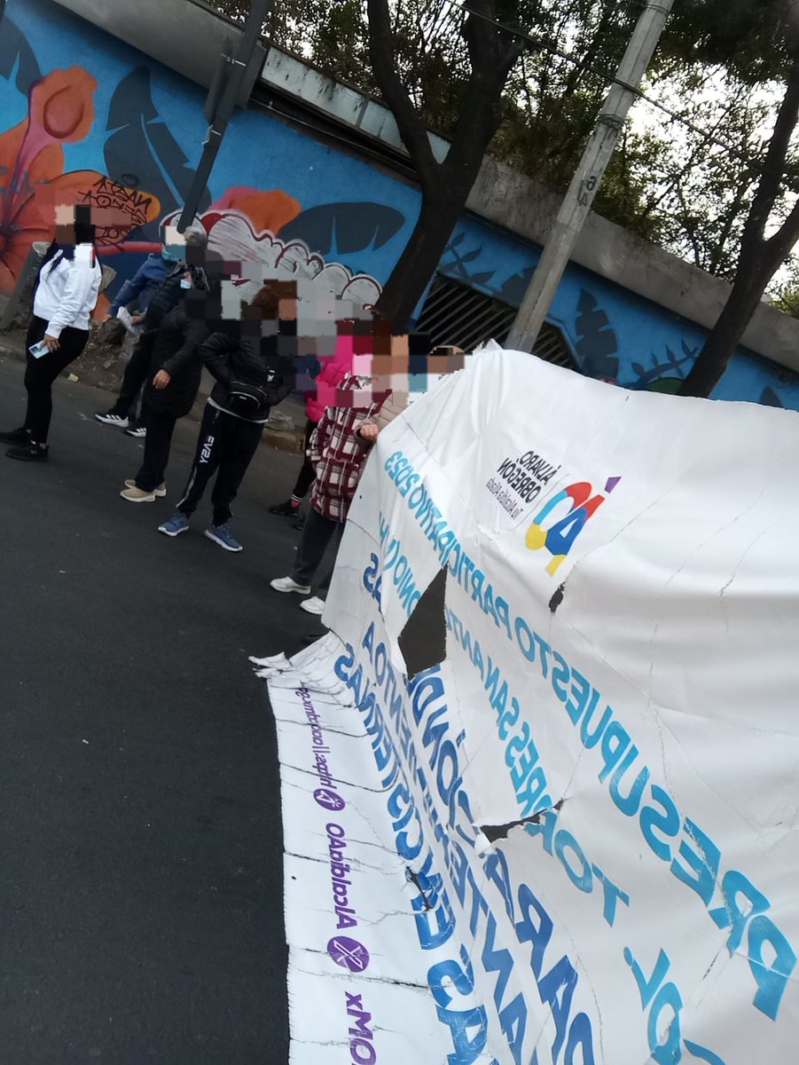 AfricaSahara's tweet photo. @C5_CDMX @AlcaldiaAO Exigimos el restablecimiento del agua, así como la entrega de la cisterna de San Antonio, un trabajo de "6 días" lleva más de 3 meses sin concluir https://t.co/W4BSmOaFTv