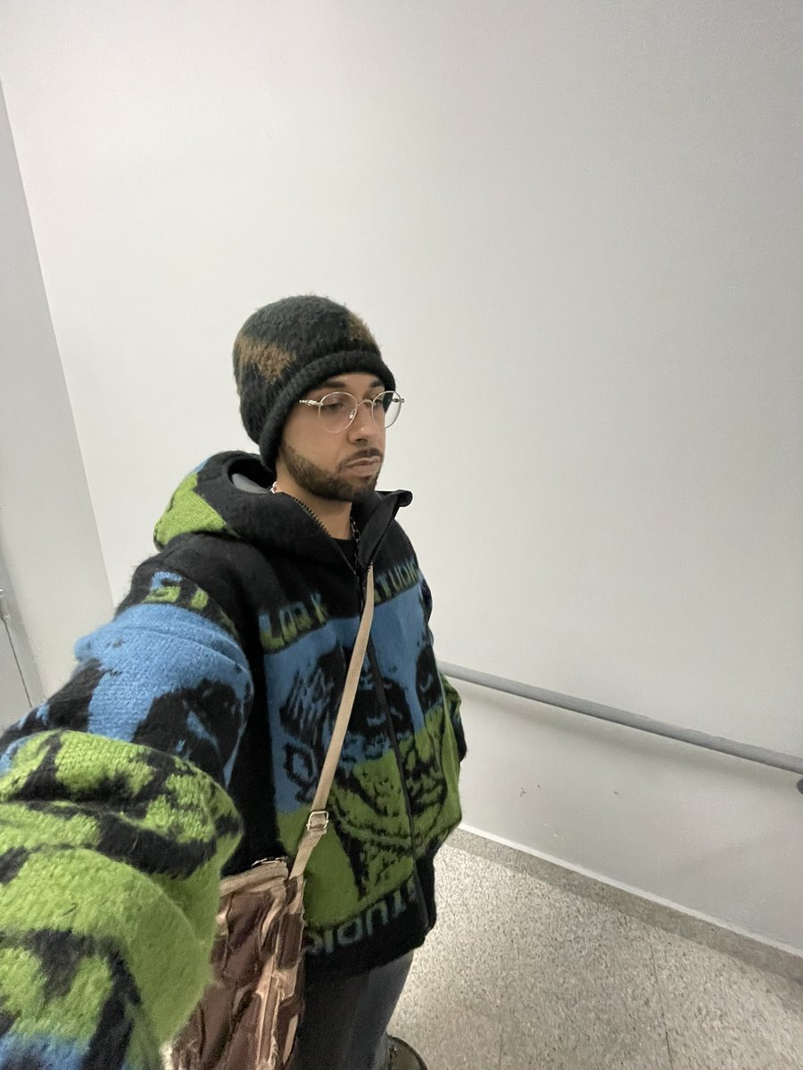 Miami tonight with the <a href="/jezebelsound/">Jezebel</a> gang! I’m on 1-3am lessgo 🌴