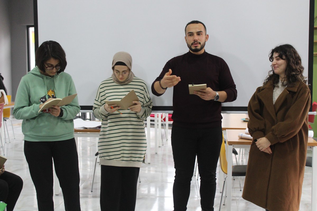 sorgedorg's tweet photo. Haydi Avrupa'ya Gidelim ✈️

✈️Bugün "Erasmus+ ve ESC Fırsatları, Europass CV ve Motivasyon Mektubu Hazırlama Atölyesi" düzenledik.

Hem eğlendik! Hem Öğrendik! 🥰

✈️Atölye, tartışma grupları, öğrenme odaklı oyunlar ve grup çalışmaları gibi yöntemlerle interaktif düzenlendi. https://t.co/k3N0QgIVkx