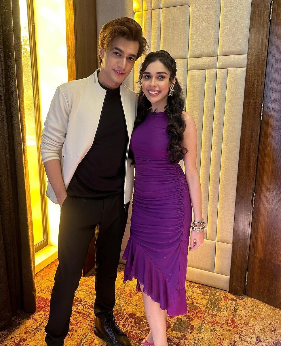 mohsinzaddict's tweet photo. how did we get this lucky!?😭🤌🏻💜

[ #MohsinKhan • #EishaSingh • #JabMilaTu ] https://t.co/C3RdI7laIS