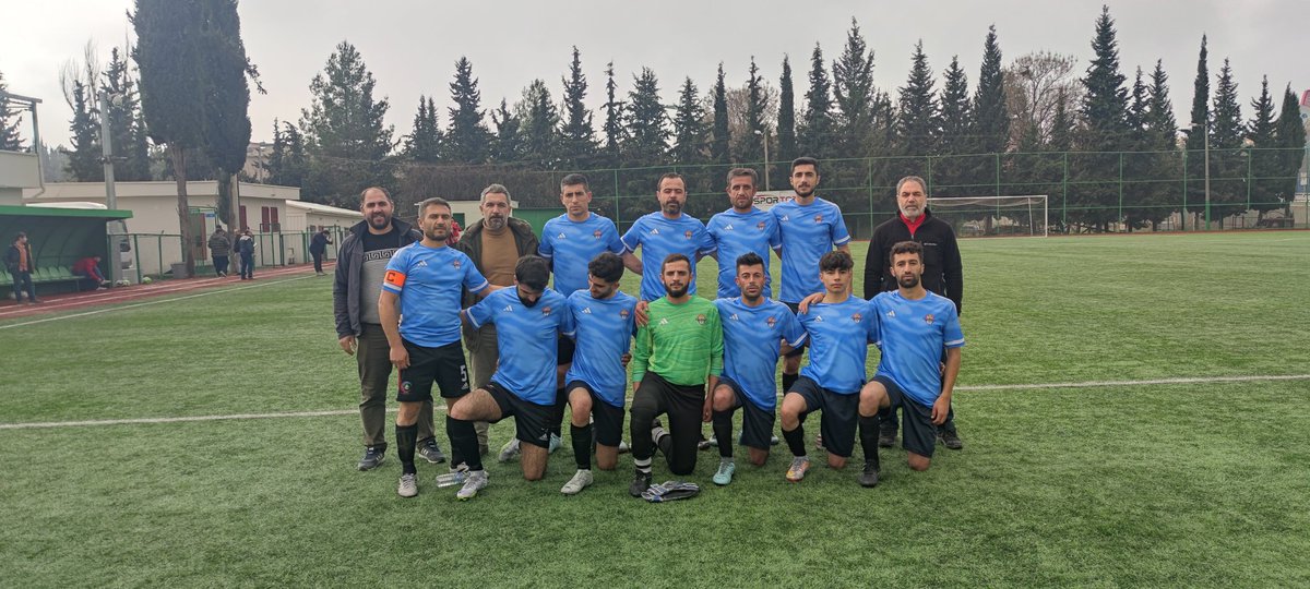 celikhanspor's tweet photo. 🔥🔥🔥
Adıyaman'dan Galibiyetle dönüyoruz💪💪💪
Tebrikler Takım👏👏👏
Adıyaman Fatih Gençlik :2
ÇELİKHANSPOR 6
Goller....
Mehmet Şener⚽⚽
Hüseyin Polat ⚽⚽
Yusuf Emre Gültekin⚽
Yakup Yurdakul⚽
#Çelikhan
#çelikhanspor
#Zerban https://t.co/guqPll6zwx
