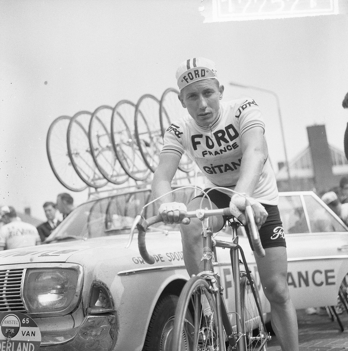 Jacques Anquetil at the Tour of the Netherlands, 1965,  starting in Amstelveen.
•
#cyclingblog #cyclingculture #cycling #bikelife #cyclist #roadbike #cyclingtips #roadcycling #tourdefrance #giroditalia #vintagecycling #retrocycling #cyclinghistory #cyclingstories