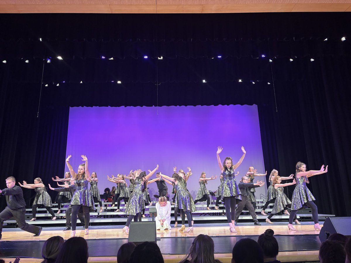 JOHNSTON SHOWZAM tweet media