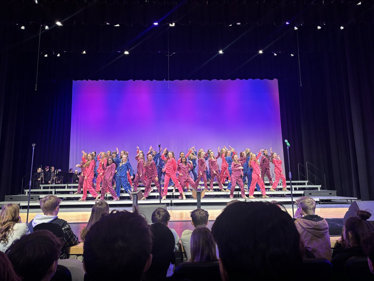 JOHNSTON SHOWZAM tweet media